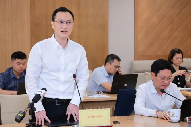 Ông Nguyễn Anh Cương, Phó Cục trưởng Cục Viễn thông (Bộ Khoa học và Công nghệ). Ông Nguyễn Anh Cương, Phó Cục trưởng Cục Viễn thông (Bộ Khoa học và Công nghệ).