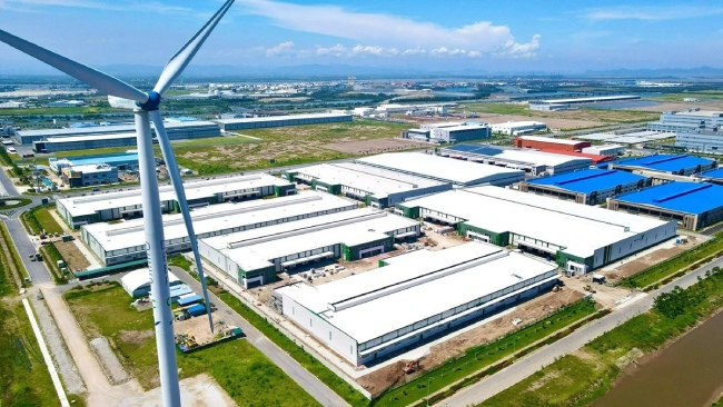 Giải bài toán điện xanh cho doanh nghiệp khu công nghiệp 