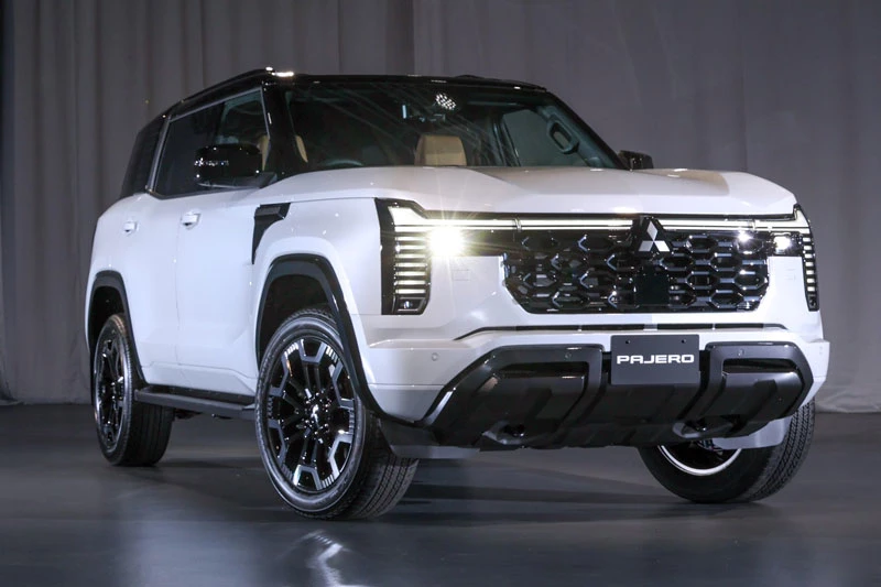 Mitsubishi Pajero 2027.