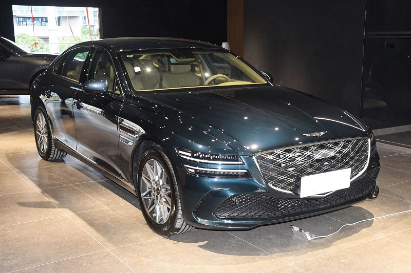 Genesis G80 2027.