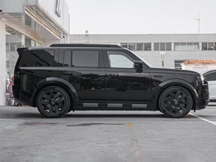 SUV địa hình mạnh 818 mã lực, di chuyển 310km không cần đổ xăng, giá hơn 1,2 tỷ đồng
