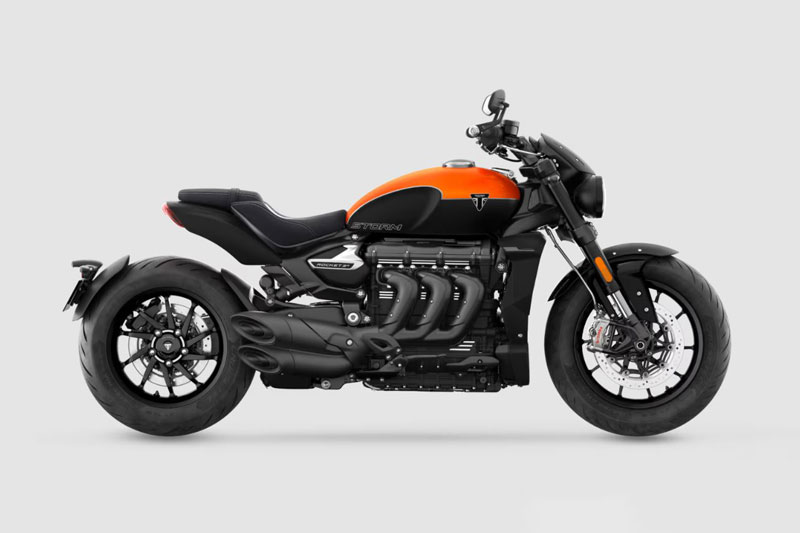 Môtô 3 xi lanh dung tích 2.458cc, thiết kế hầm hố, giá gần 900 triệu đồng