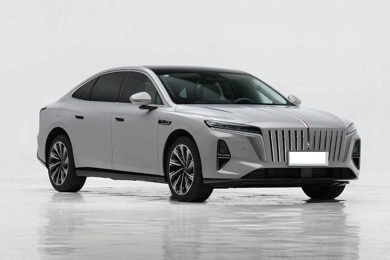 Hongqi H7 PHEV 2027.