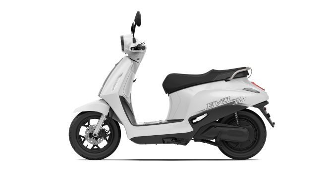 Evo Grand thế hệ mới giá từ 22,9 triệu đồng, chạy hơn 260km