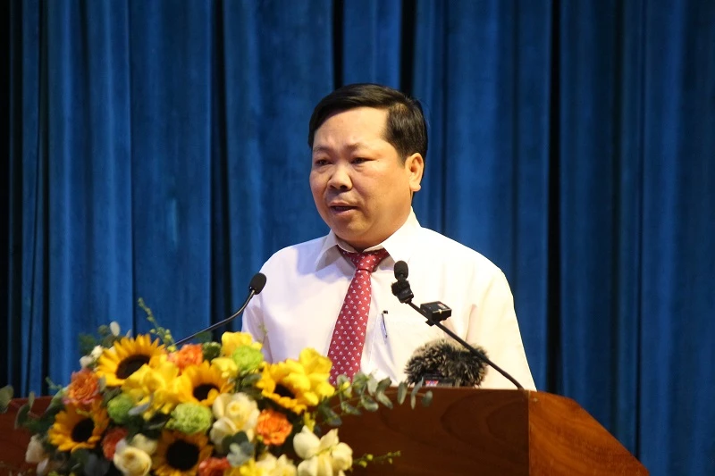 Chủ tịch UBND xã Đak Đoa Huỳnh Siểm phát biểu.