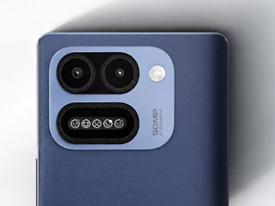 Smartphone ‘nồi đồng cối đá’, 2 màn hình, pin 6.000mAh, giá 6,5 triệu đồng