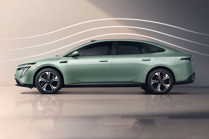 Xe điện Nissan mạnh 268 mã lực, phạm vi hoạt động 635 km, giá chưa tới 500 triệu đồng
