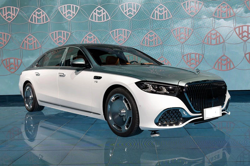 Mercedes-Maybach S-Class 2027.