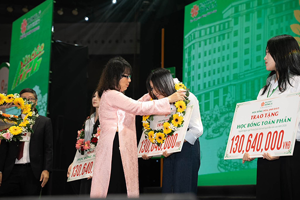 Đại học Đông Á đón 3.800 tân sinh viên vào năm học mới