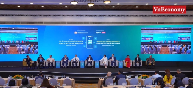 Thanh toán xuyên biên giới: 'Hạ tầng mềm' mở rộng không gian bán lẻ và kích cầu du lịch 