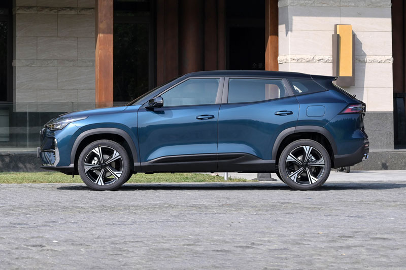 SUV hạng C công suất 181 mã lực, giá chưa tới 350 triệu đồng
