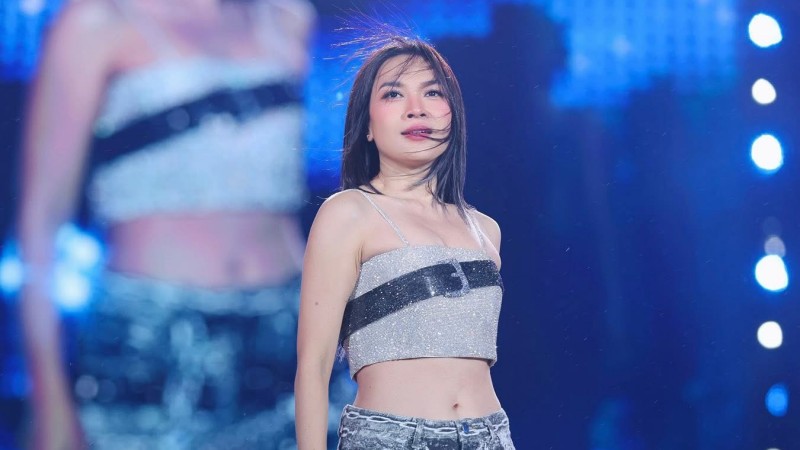Mỹ Tâm đưa live concert 'See the light - day 2' đến TP Hồ Chí Minh