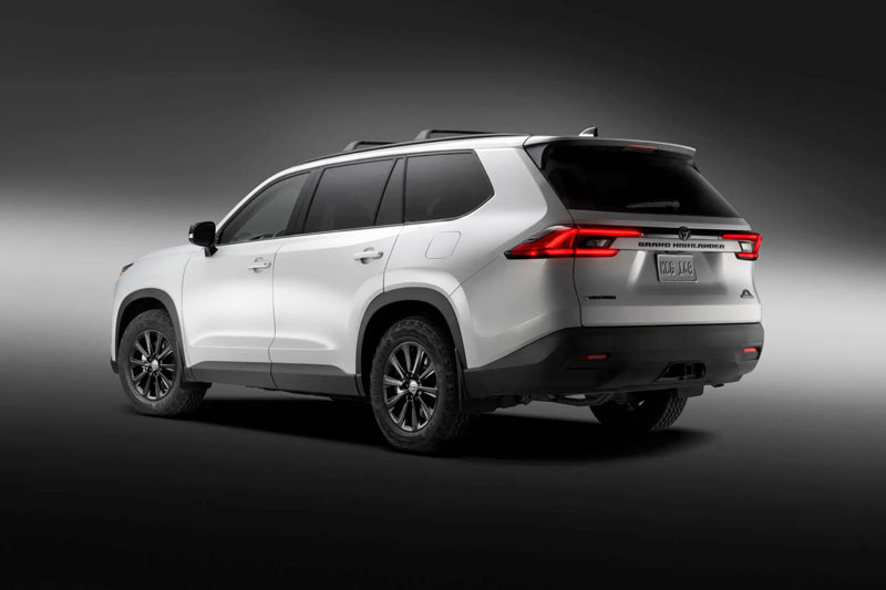 Toyota giới thiệu xe SUV 7 chỗ công suất 362 mã lực, giá hơn 1,1 tỷ đồng