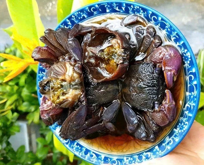4- Sản phẩm ba khía muối nước mắm - món ăn đậm vị phù sa