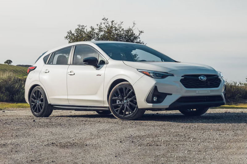 Xe hatchback thiết kế thể thao, công suất 180 mã lực, giá 640 triệu đồng