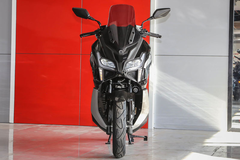 Xe tay ga hybrid, phanh ABS 2 kênh, TCS, giá hơn 54 triệu đồng