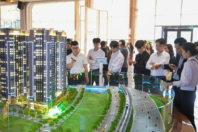 TP Hồ Chí Minh: Doanh nghiệp địa ốc phải công khai dự án trên VNeID