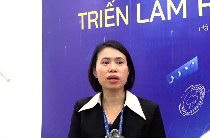 bà Nguyễn Phương Hoa – Phó Giám đốc Trung tâm Chuyển đổi số thành phố Hà Nội (Sở Khoa học và Công nghệ Hà Nội).