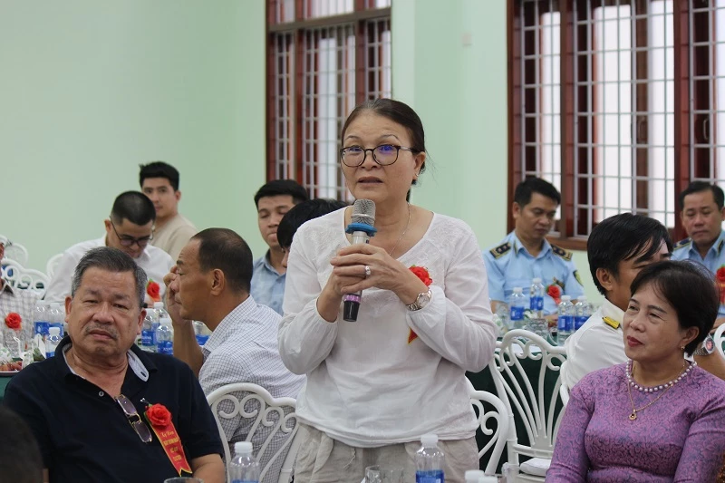 Bà Lê Thị Thu Ba - Giám đốc Công ty TNHH Thế Vũ, phát biểu.