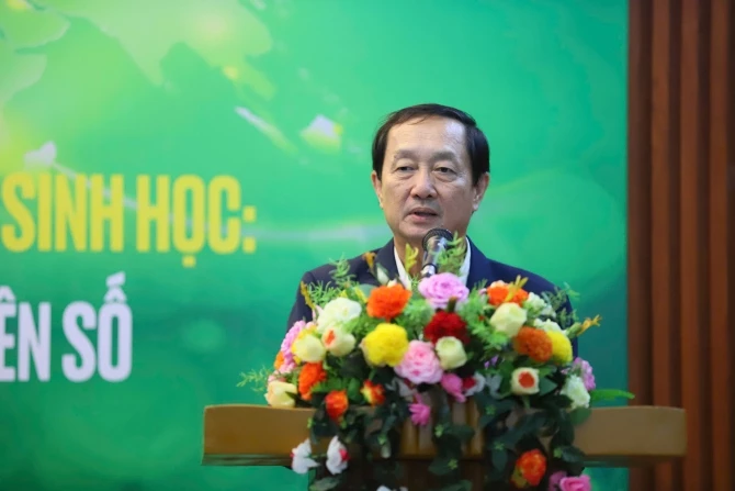 PGS.TS Huỳnh Thành Đạt - Phó Trưởng Ban tuyên giáo Trung ương phát biểu tại sự kiện. Ảnh: Hà Tuấn.