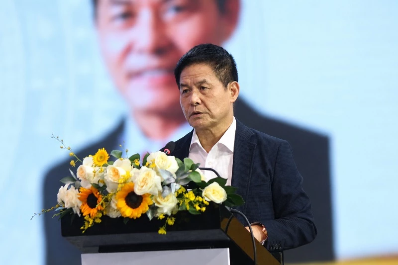 Ông Nguyễn Quốc Kỳ - Chủ tịch Hiệp hội Văn hóa Ẩm thực Việt Nam phát biểu đề dẫn hội thảo.
