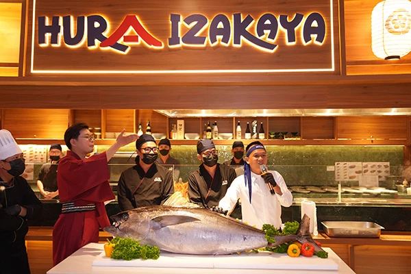 Không gian ẩm thực và giải trí Nhật Bản Hura Izakaya. Không gian ẩm thực và giải trí Nhật Bản Hura Izakaya.