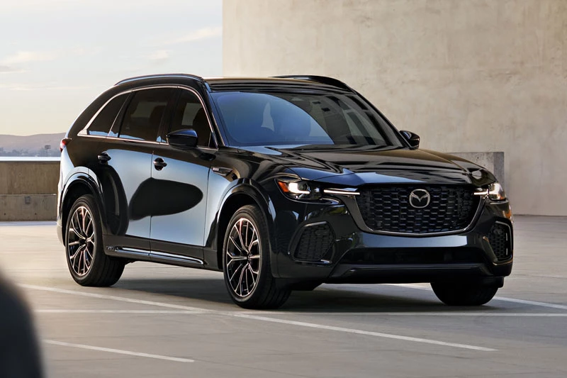 Mazda CX-70.