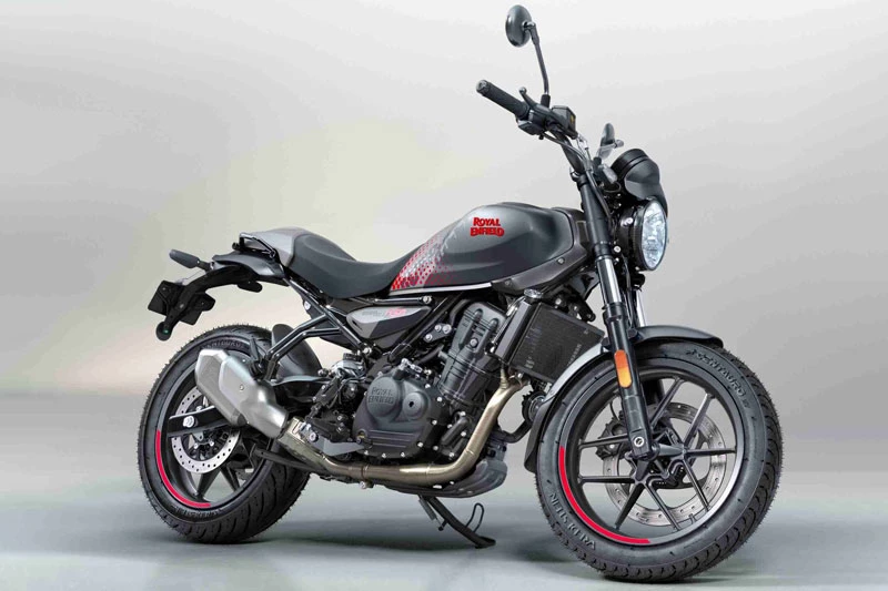 Royal Enfield Guerrilla 450 Apex 2026. 