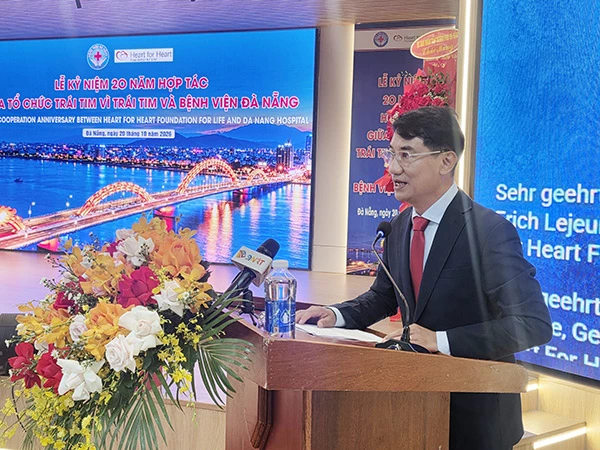 TS.BS Lê Đức Nhân phát biểu tại buổi lễ.