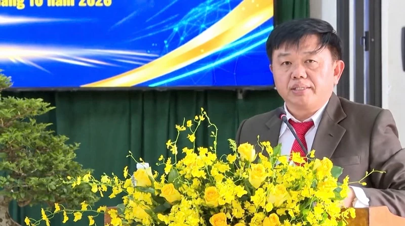 Ông Võ Lê Xuân Thiện - Chủ tịch UBND xã Mang Yang chia sẻ với các doanh nghiệp, nhà đầu tư. Ông Võ Lê Xuân Thiện - Chủ tịch UBND xã Mang Yang chia sẻ với các doanh nghiệp, nhà đầu tư.