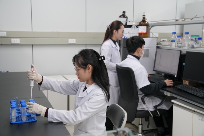 Hà Nội hỗ trợ tới 100% kinh phí đầu tư hạ tầng kỹ thuật và phòng thí nghiệm