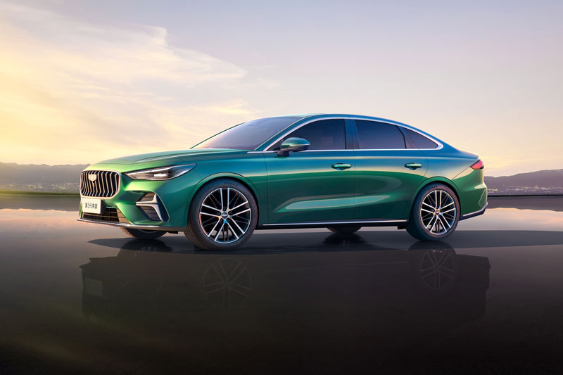 Xe sedan hạng D trang bị camera 540 độ, giá chưa tới 270 triệu đồng