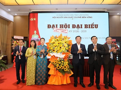 Chủ tịch tỉnh Lâm Đồng: Cà phê phải mạnh cả về sản lượng lẫn giá trị