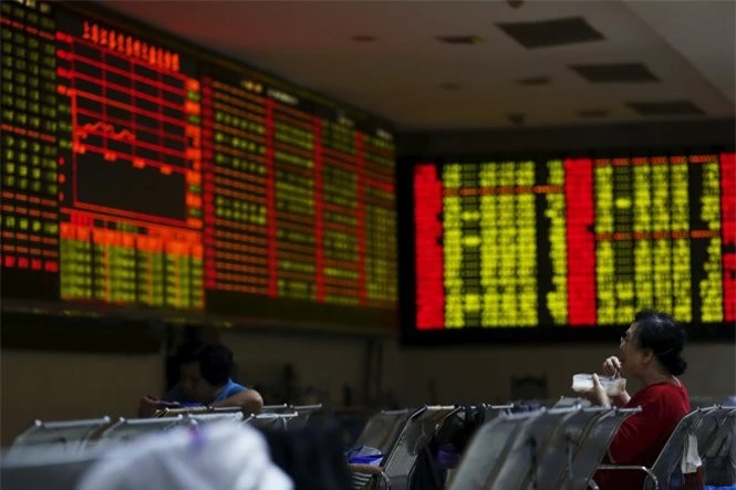 Trung Quốc “bơm” 20 tỉ USD cứu thị trường chứng khoán