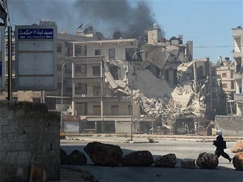 Một góc thành phố Aleppo của Syria bị phiến quân tấn công. Ảnh: Sputnik