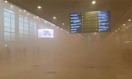 Vụ hỏa hoạn tại sân bay nước Nga khiến 3.000 hành khách phải sơ tán.