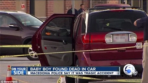 Bé trai tử vong khi bị bỏ trong xe 10 tiếng đồng hồ.