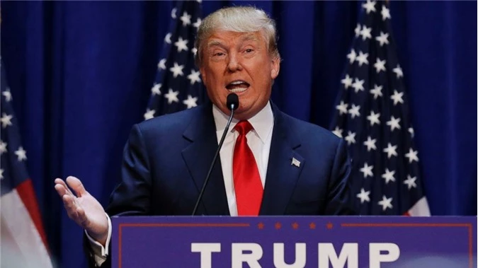 Tỉ phú Donald Trump tuyên bố nếu thắng cử sẽ đóng cửa biên giới ngay ngày đầu làm tổng thống.