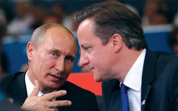 Tổng thống Putin cùng Thủ tướng Anh David Cameron
