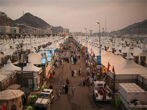 Khoảng 2 triệu tín đồ đạo Hồi đã đến Đại Thánh địa Mecca để tham gia lễ hành hương Haji.