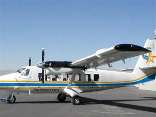 Máy bay nhỏ loại Twin Otter của hãng hàng không AviaStar.