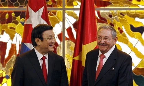 Chủ tịch nước Trương Tấn Sang hội kiến Chủ tịch Raul Castro 