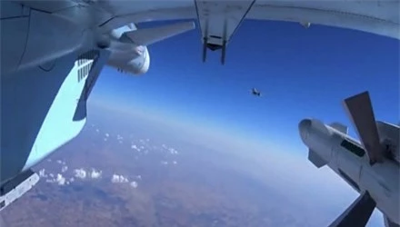 Không quân Nga bước sang ngày thứ 15 của chiến dịch không kích phiến quân IS ở Syria. 