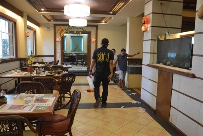 Hiện trường vụ xả súng khiến phó lãnh sự và một nhân viên lãnh sự quán Trung Quốc tại Philippines thiệt mạng.