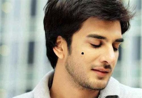 'Điểm đanh' các nốt ruồi đại phú trên khuôn mặt đàn ông không nên tẩy xóa