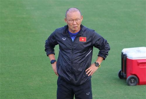 HLV Park Hang-seo nói gì khi có tên trong đề cử ở AFF Awards 2019?