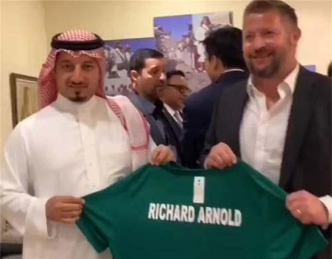 Sự thật CLB MU đã được bán cho thái tử Ả Rập