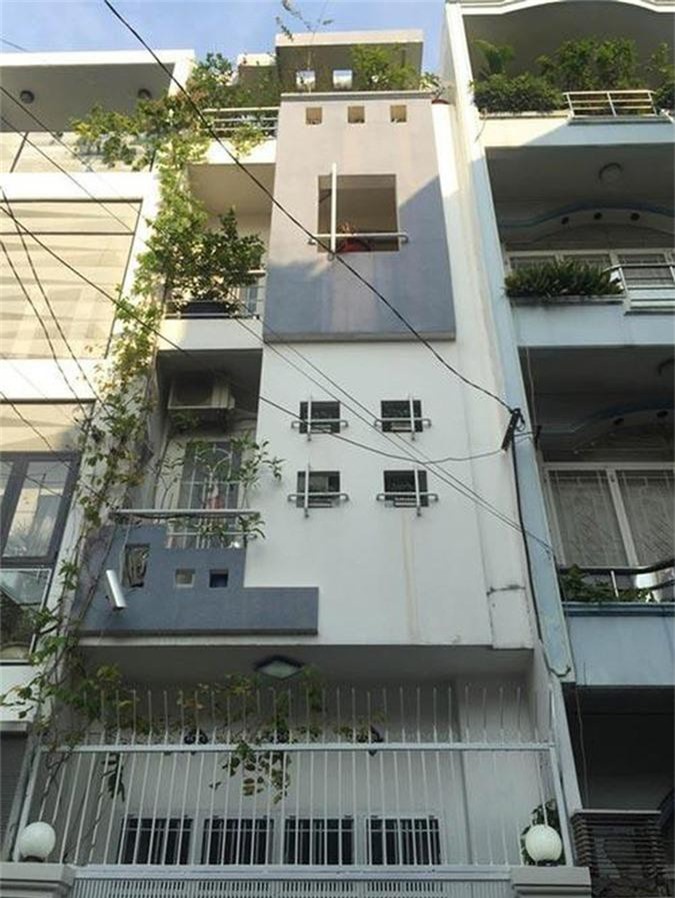 Ca sĩ Thanh Thảo kể mua được nhà 320 cây vàng lúc 20 tuổi