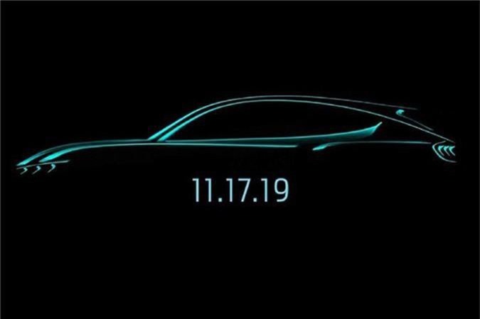 Ford sắp giới thiệu xe cơ bắp Mustang crossover chạy điện