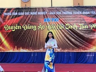 Ngắm vẻ yêu kiều của nữ sinh Cần Thơ khiến nhiều người mê đắm